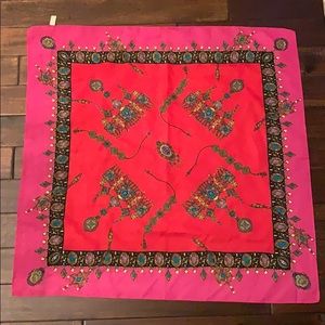 Vintage Liz Sinclair scarf made in ITALY 🇮🇹